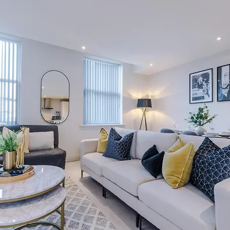 Modern & Stylish In Sleeps 5 By Purestay
