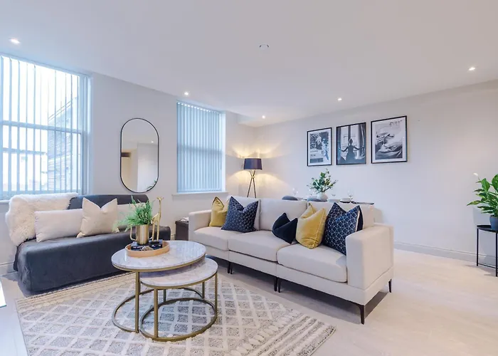 Modern & Stylish In Sleeps 5 By Purestay