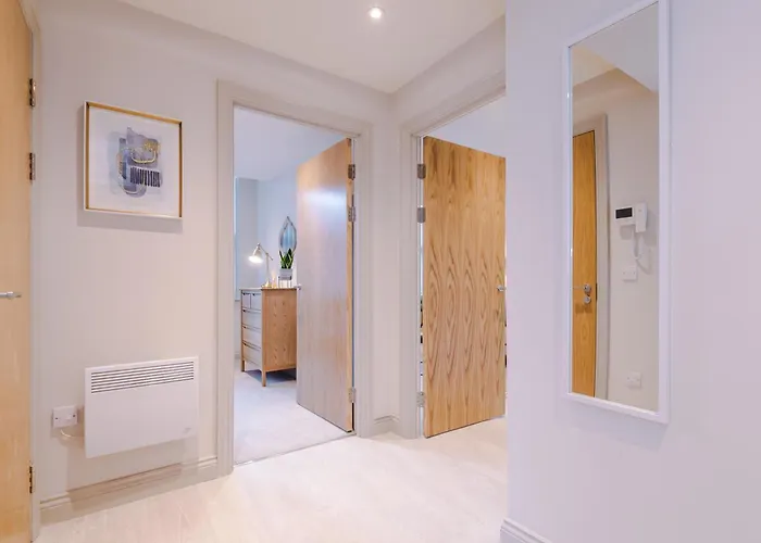Apartment Modern & Stylish In Sleeps 5 By Purestay Leeds (West Yorkshire)
