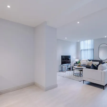 Modern & Stylish In Sleeps 5 By Purestay * לידס